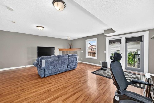 27 Erin Meadow Crescent Se, Calgary, AB - Indoor
