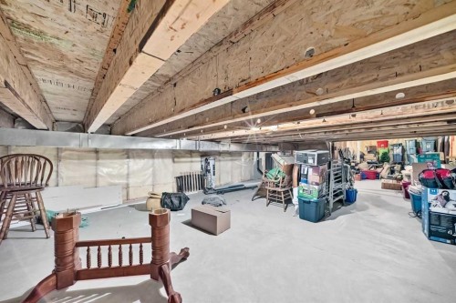 27 Erin Meadow Crescent Se, Calgary, AB - Indoor
