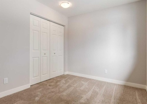 176 Mapleburn Drive Se, Calgary, AB - Indoor Photo Showing Other Room