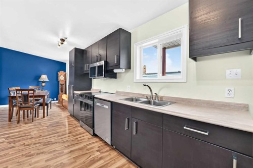 63-6220 17 Avenue Se, Calgary, AB 