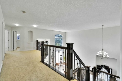 132 Evergreen Close Sw, Calgary, AB - Indoor Photo Showing Other Room