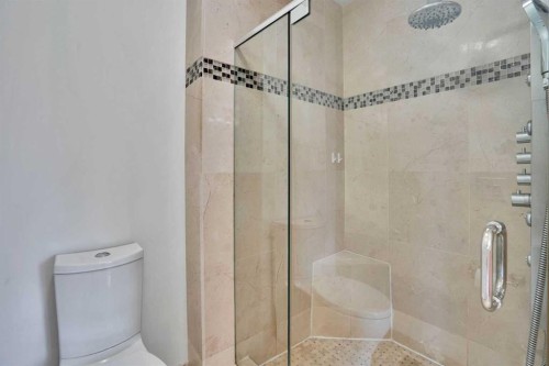 132 Evergreen Close Sw, Calgary, AB - Indoor Photo Showing Bathroom