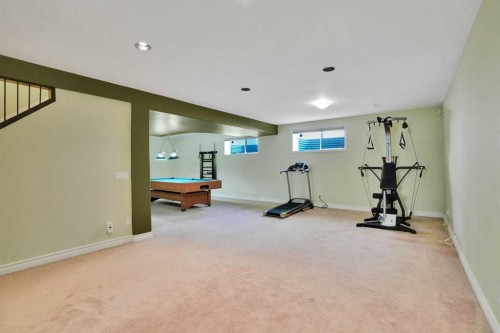 132 Evergreen Close Sw, Calgary, AB - Indoor Photo Showing Other Room