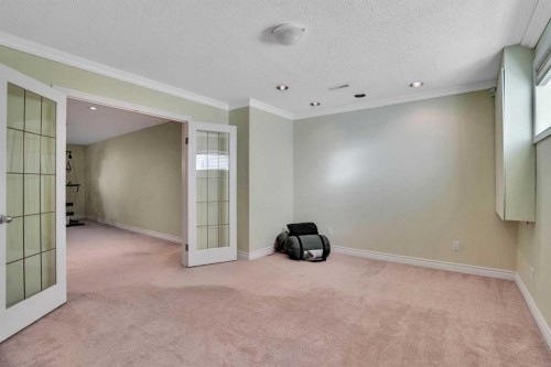 132 Evergreen Close Sw, Calgary, AB - Indoor Photo Showing Other Room