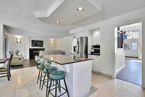 132 Evergreen Close Sw, Calgary, AB - Indoor