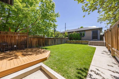 211 32 Avenue Nw, Calgary, AB - Outdoor With Deck Patio Veranda