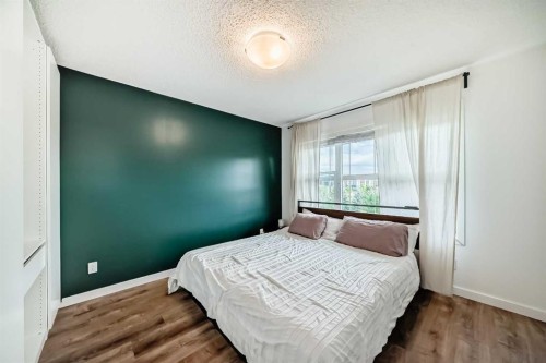 43 Masters Square Se, Calgary, AB - Indoor Photo Showing Bedroom