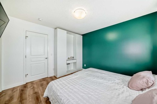 43 Masters Square Se, Calgary, AB - Indoor Photo Showing Bedroom