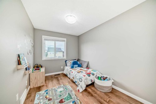 43 Masters Square Se, Calgary, AB - Indoor Photo Showing Bedroom