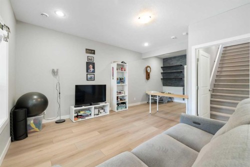 94 Masters Mews Se, Calgary, AB - Indoor Photo Showing Other Room