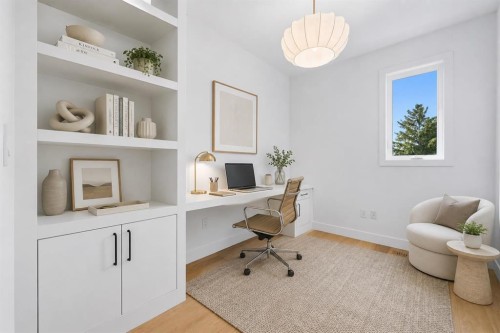 4507 17 Street Sw, Calgary, AB - Indoor Photo Showing Office