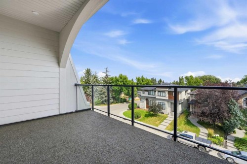 4507 17 Street Sw, Calgary, AB - Outdoor With Balcony With Exterior