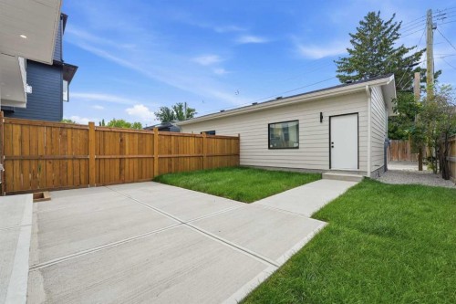 4507 17 Street Sw, Calgary, AB - Outdoor With Exterior