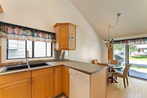 79 Templegreen Place Ne, Calgary, AB - Indoor Photo Showing Kitchen With Double Sink