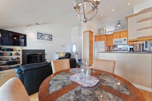79 Templegreen Place Ne, Calgary, AB - Indoor Photo Showing Dining Room
