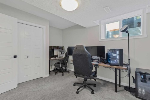 162 Chinook Gate Boulevard Sw, Airdrie, AB - Indoor