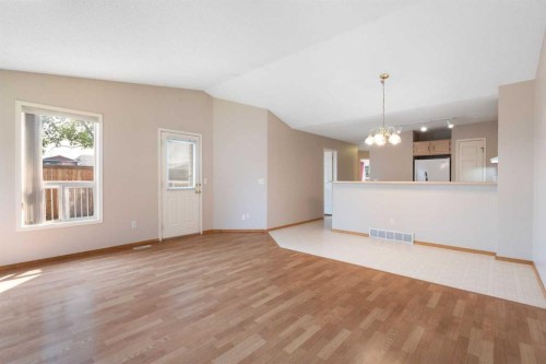 77 Tararidge Circle Ne, Calgary, AB - Indoor