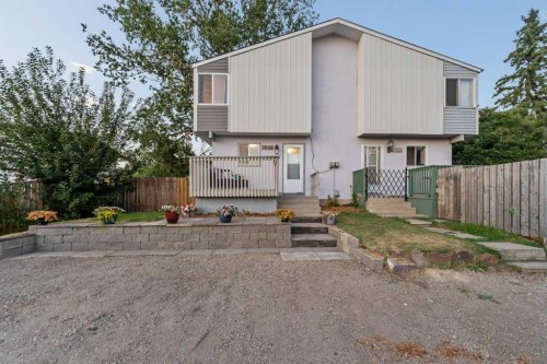 3046 32A Avenue Se, Calgary, AB - Outdoor