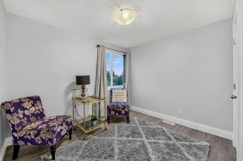 3046 32A Avenue Se, Calgary, AB - Indoor