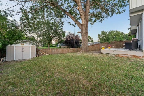 3046 32A Avenue Se, Calgary, AB - Outdoor With Backyard