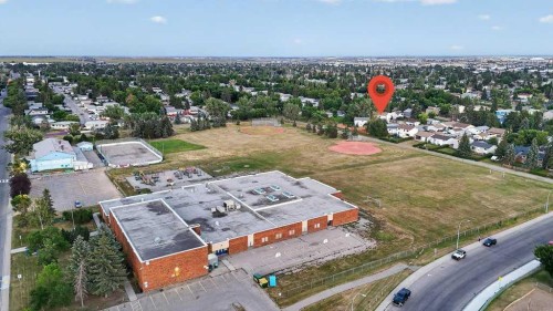 3046 32A Avenue Se, Calgary, AB - Outdoor With View