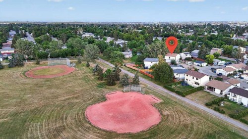 3046 32A Avenue Se, Calgary, AB - Outdoor With View