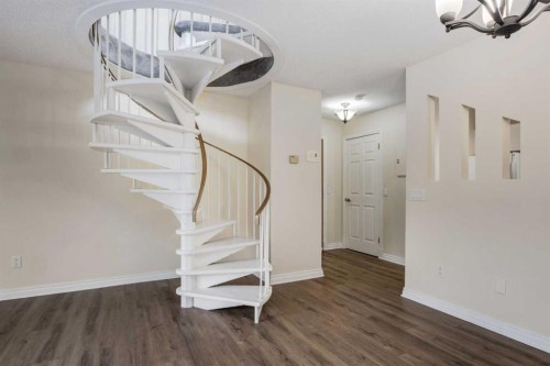 303-730 2 Avenue Nw, Calgary, AB - Indoor Photo Showing Other Room