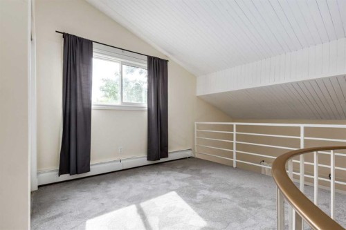 303-730 2 Avenue Nw, Calgary, AB - Indoor Photo Showing Other Room