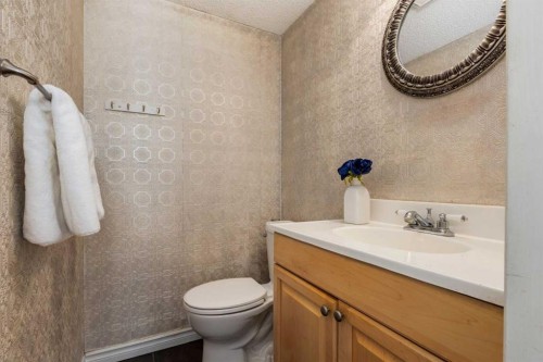 3-906 4 Avenue Nw, Calgary, AB - Indoor Photo Showing Bathroom