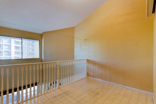 20-821 3 Avenue Sw, Calgary, AB - Indoor Photo Showing Other Room