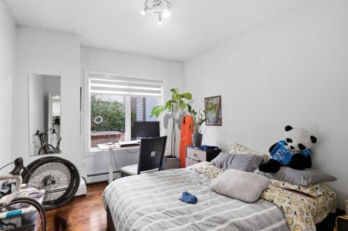 108-114 15 Avenue Sw, Calgary, AB - Indoor Photo Showing Bedroom
