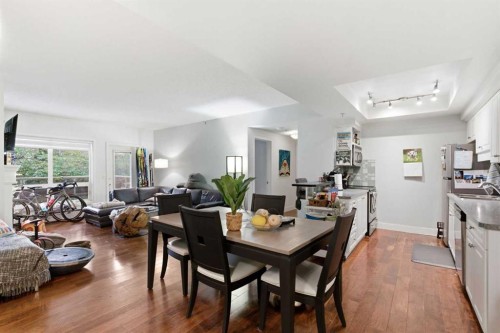 108-114 15 Avenue Sw, Calgary, AB - Indoor