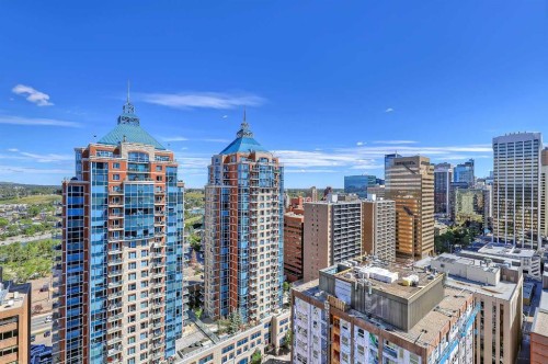 2205-930 6 Avenue Sw, Calgary, AB - Outdoor With Facade