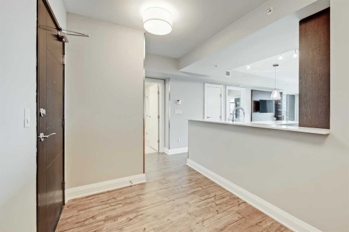 2205-930 6 Avenue Sw, Calgary, AB - Indoor