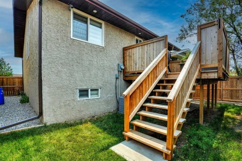 115 Abingdon Crescent Ne, Calgary, AB - Outdoor With Deck Patio Veranda With Exterior