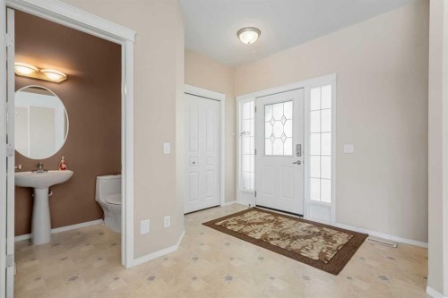 31 Elgin Green Se, Calgary, AB - Indoor Photo Showing Other Room