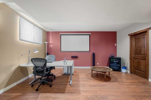 31 Elgin Green Se, Calgary, AB - Indoor Photo Showing Office
