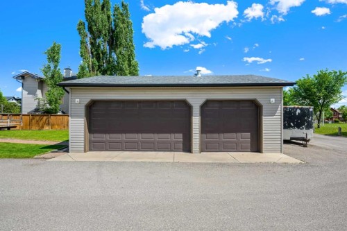 31 Elgin Green Se, Calgary, AB - Outdoor