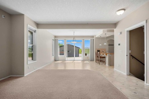 31 Elgin Green Se, Calgary, AB - Indoor Photo Showing Other Room