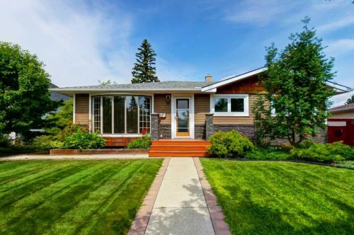 48 Hillary Crescent Sw, Calgary, AB - Outdoor