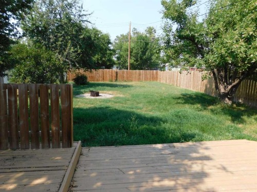 122 44 Avenue West, Claresholm, AB - Outdoor