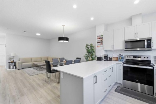44 Amblefield Avenue Nw, Calgary, AB - Indoor Photo Showing Kitchen