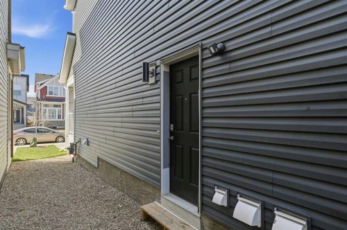44 Amblefield Avenue Nw, Calgary, AB - Outdoor