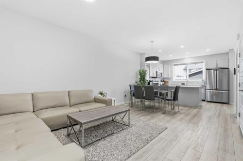 44 Amblefield Avenue Nw, Calgary, AB - Indoor