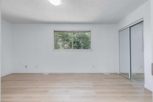 264 Templeview Way Ne, Calgary, AB - Indoor Photo Showing Other Room