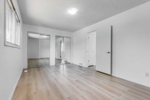 264 Templeview Way Ne, Calgary, AB - Indoor Photo Showing Other Room