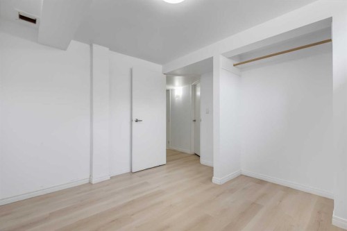 264 Templeview Way Ne, Calgary, AB - Indoor Photo Showing Other Room