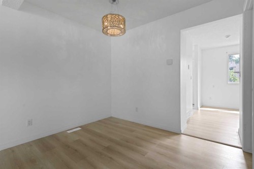 264 Templeview Way Ne, Calgary, AB - Indoor Photo Showing Other Room
