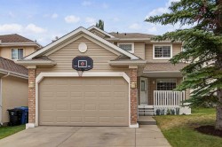 21 Edgebrook Park NW Calgary, AB T3A 5V1