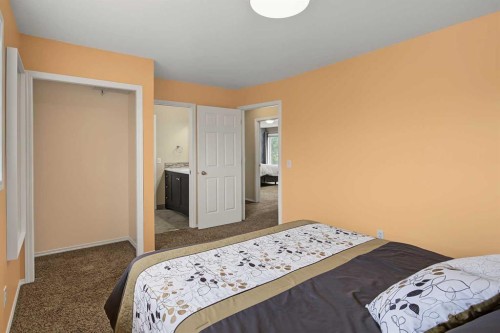 21 Edgebrook Park Nw, Calgary, AB 